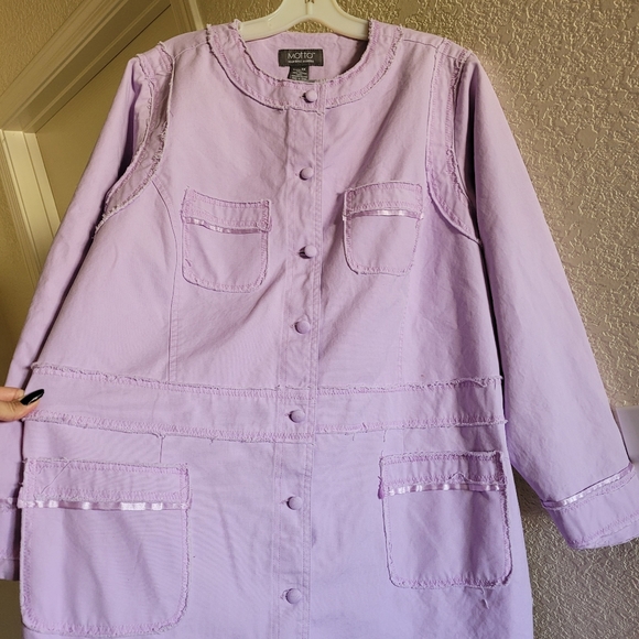 Plus size jacket - Picture 7 of 10